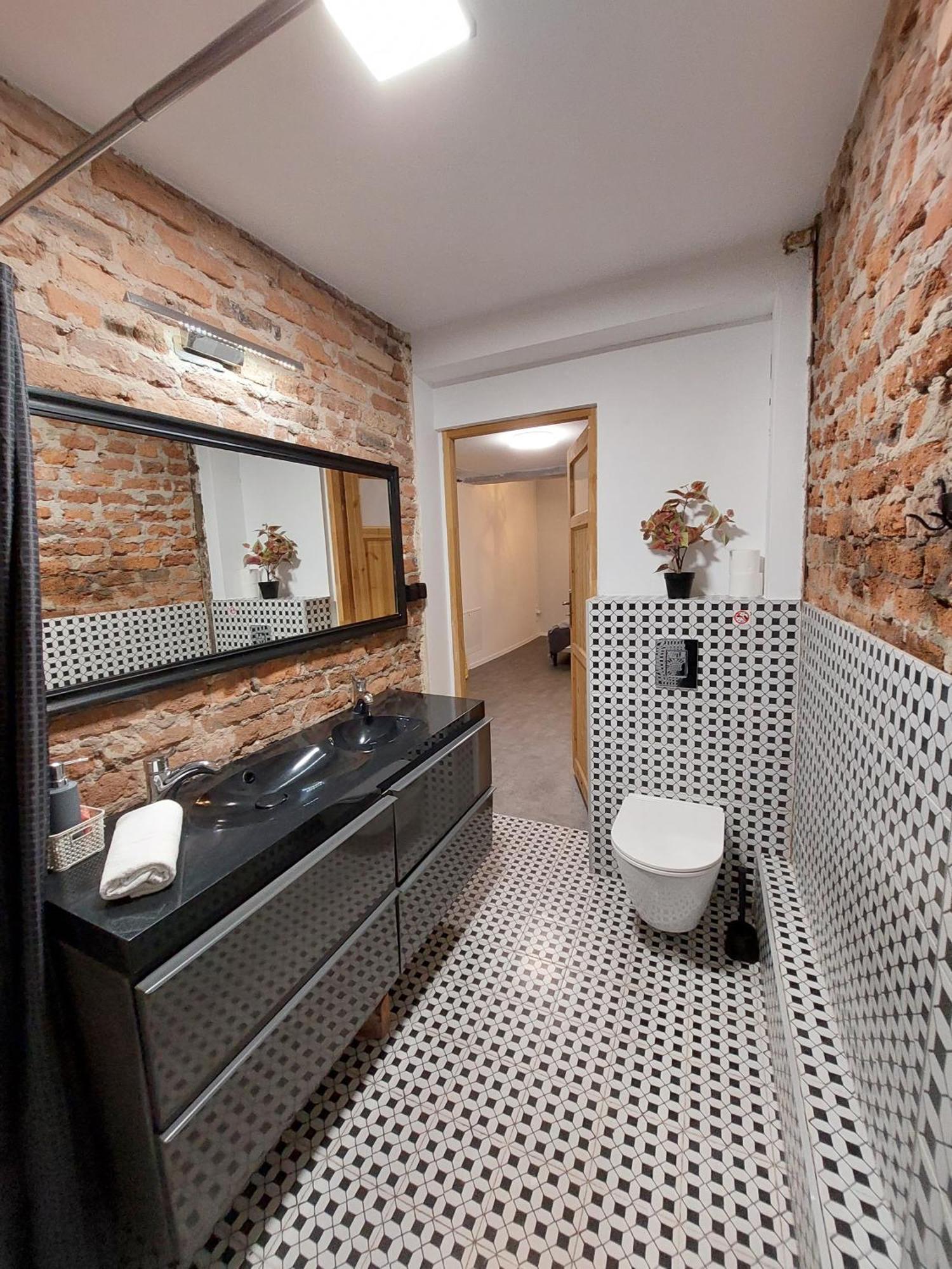 Flores Apartament كاتوفيتسه الغرفة الصورة