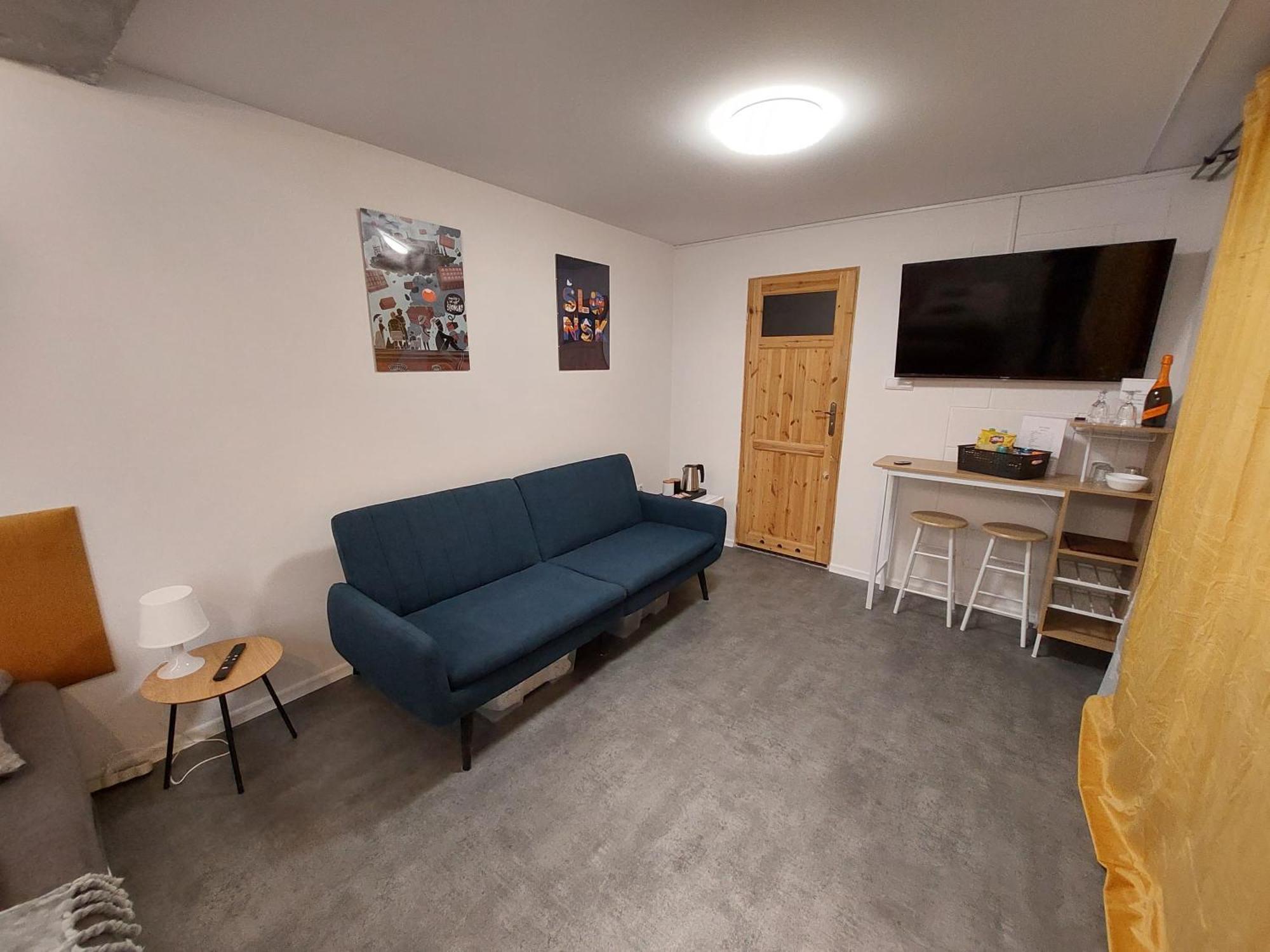 Flores Apartament كاتوفيتسه الغرفة الصورة