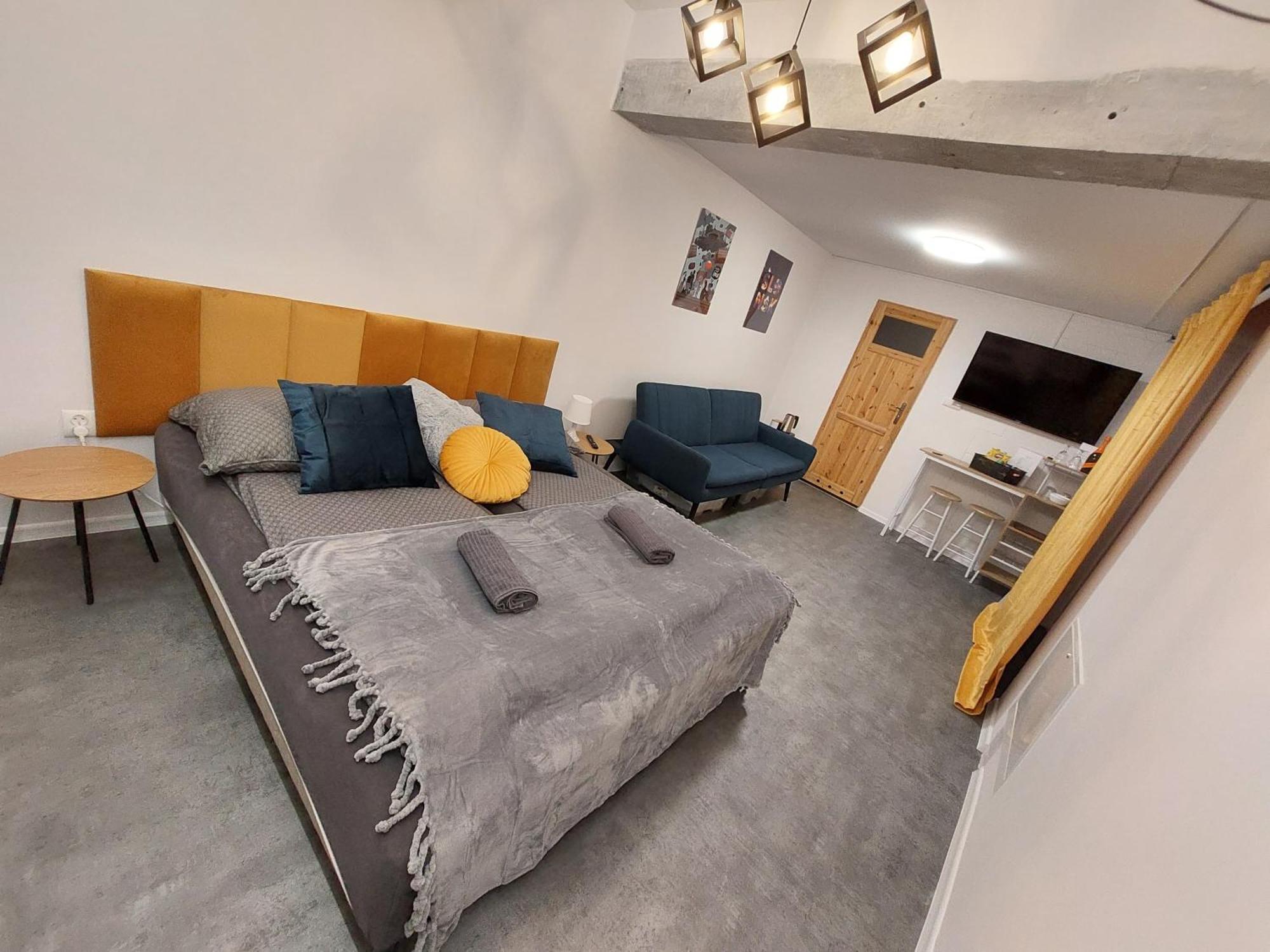 Flores Apartament كاتوفيتسه الغرفة الصورة