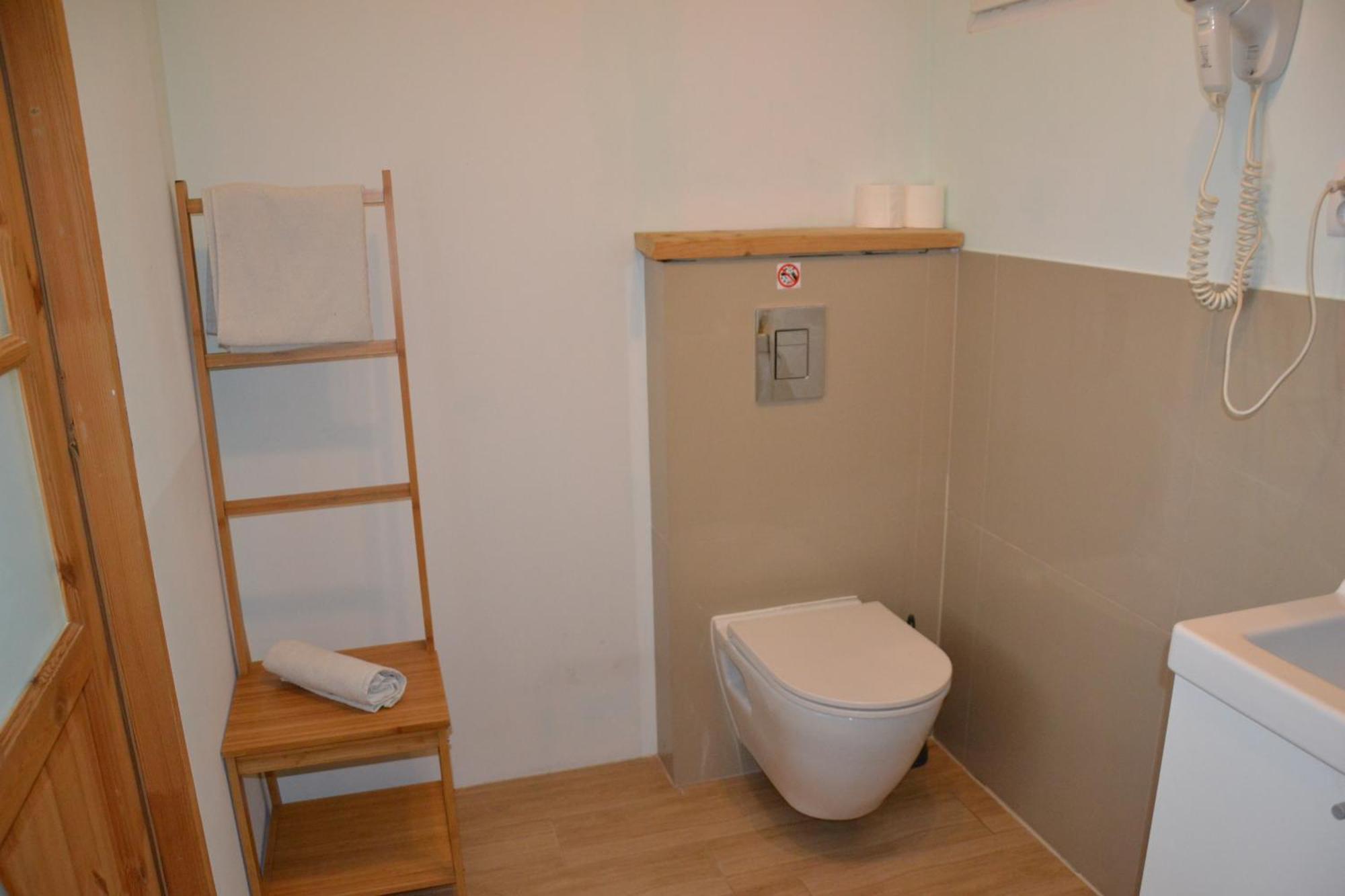 Flores Apartament كاتوفيتسه المظهر الخارجي الصورة